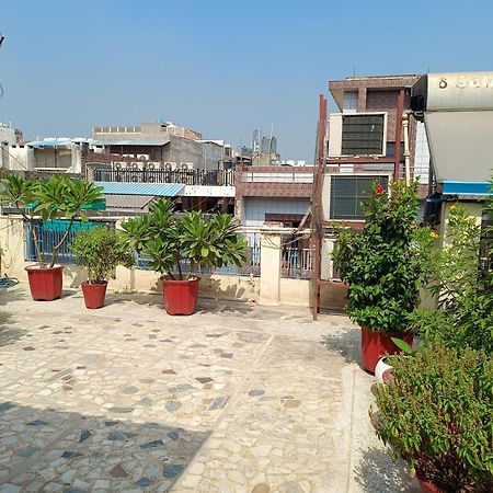 Hotel Majors Den New Delhi Exterior photo